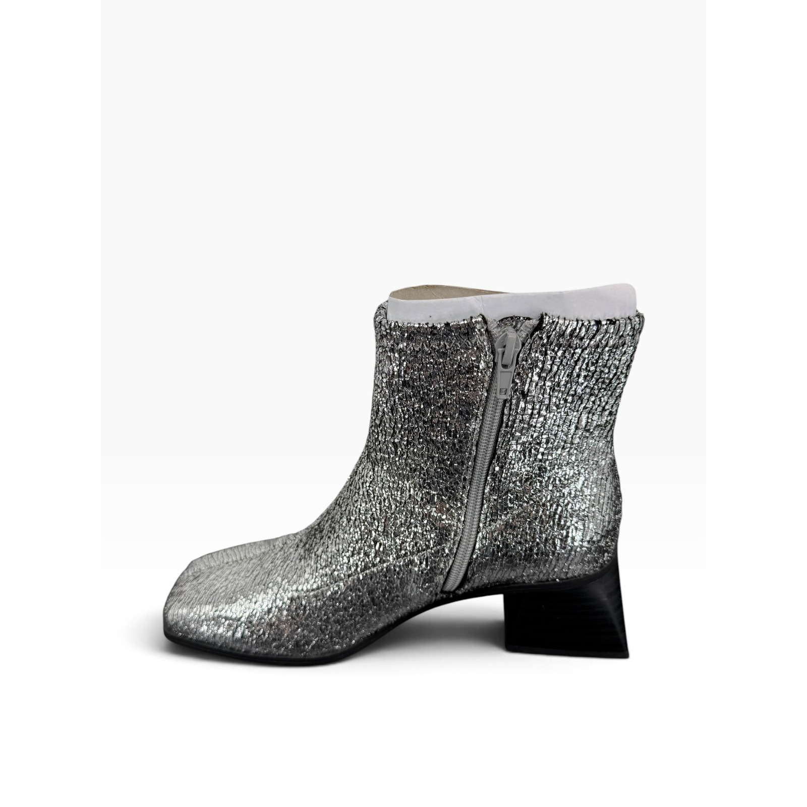 Katy Perry The Lolette Stretch Ankle Boot Metallic Silver 6.5 Nib — image 7 of 8